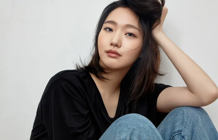 Kim Go-eun Donates ₩50 Million to Children’s Hospital for Pediatric Care