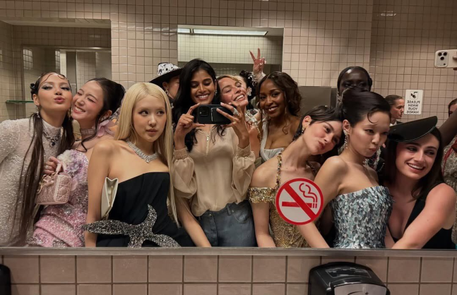 BLACKPINK Reunites at 2026 Met Gala, Playful Selfie Goes Viral