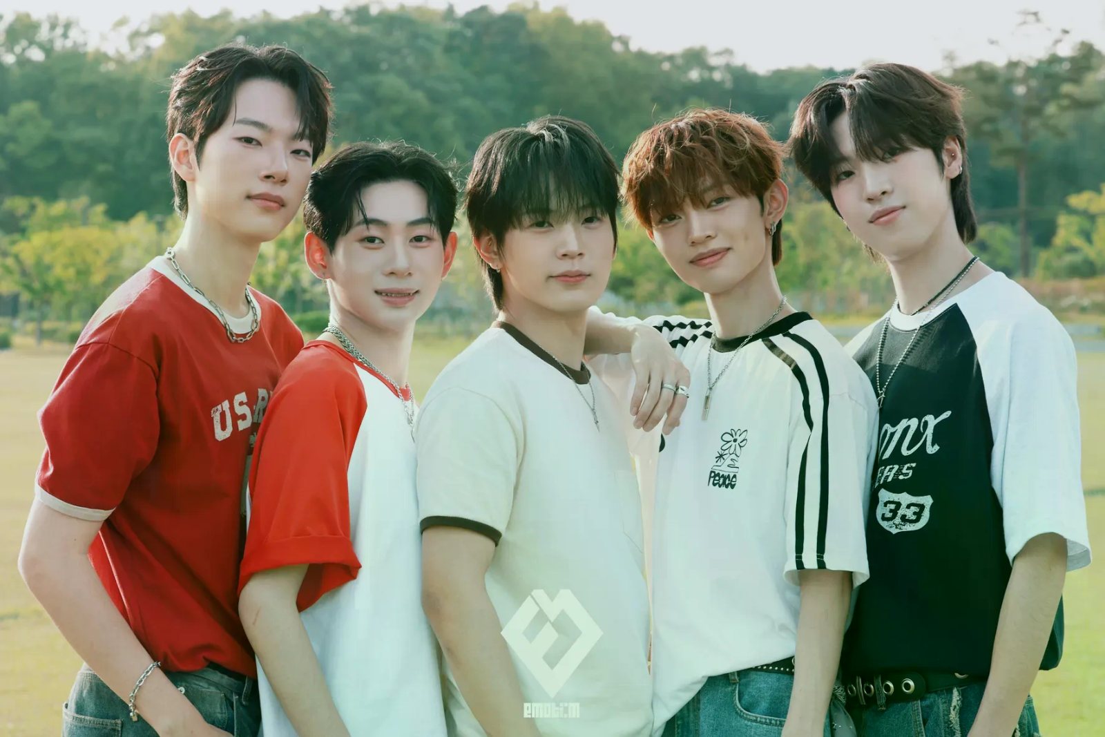 EMOTI:M officially revealed its members after weeks of mystery teasers.