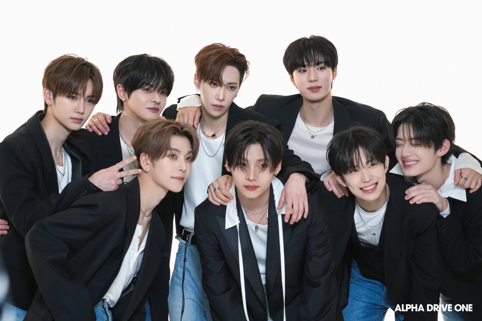 ALPHA DRIVE ONE drew strong fan reactions with energetic stages and special performances at KCON JAPAN 2026.