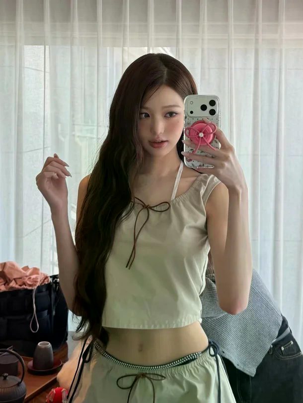 Jang Wonyoung’s “AAA Queen” title becomes more than a fan phrase